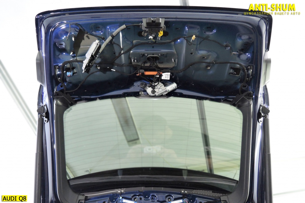 AudiQ8_022.jpg AudiQ8_022.jpg